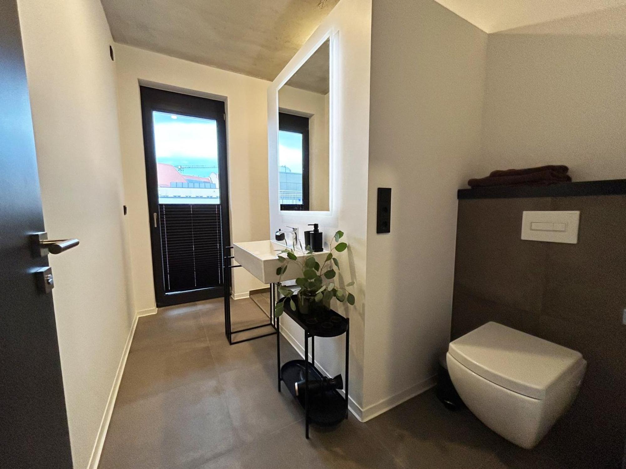 Eiwelhome - Stilvoll, Urban-Ruhig Schlafen, Bahnhofsnah, Balkon Erfurt Dış mekan fotoğraf