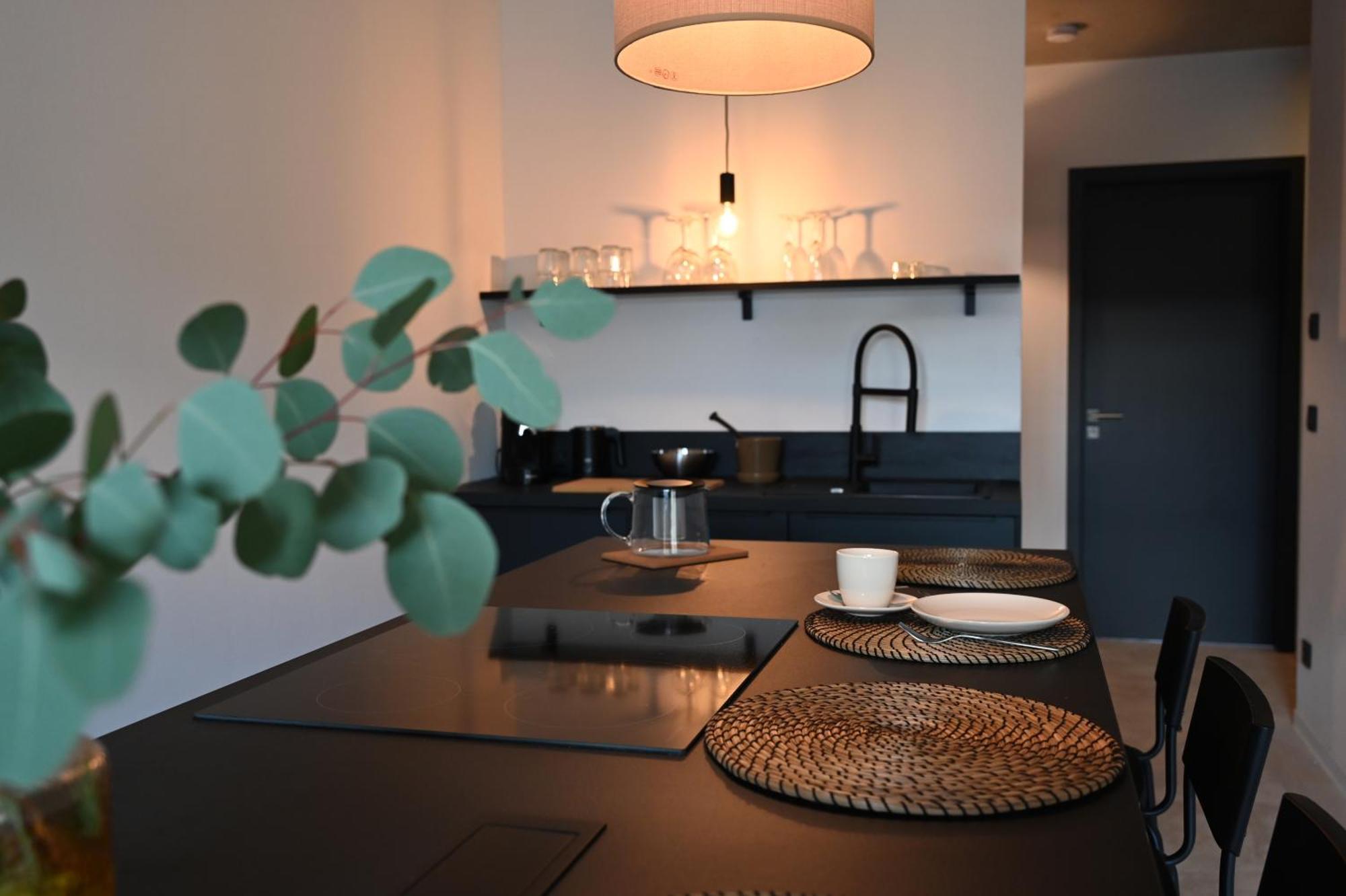Eiwelhome - Stilvoll, Urban-Ruhig Schlafen, Bahnhofsnah, Balkon Erfurt Dış mekan fotoğraf